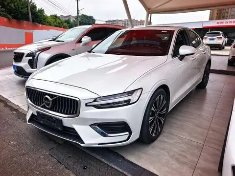 Volvo S60 2024