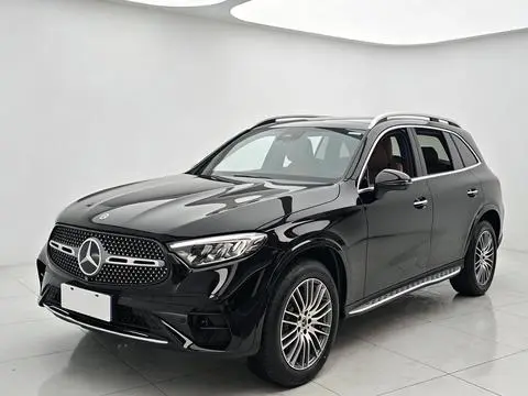 Mercedes-Benz GLC 2025