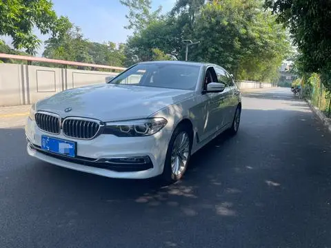 BMW 5 Series 2019 — фото 1