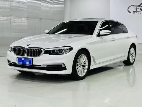 BMW 5 Series 2020 — фото 1
