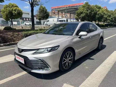 Toyota Camry 2021