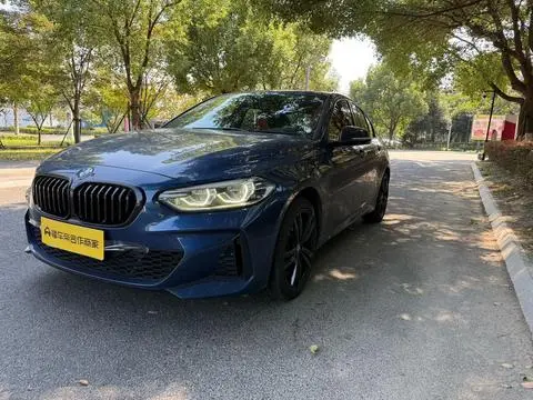 BMW 1 Series 2021