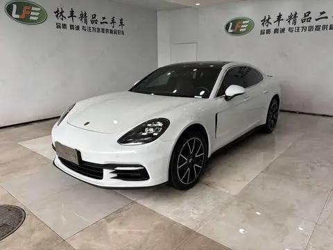 Porsche Panamera 2020 — фото 1