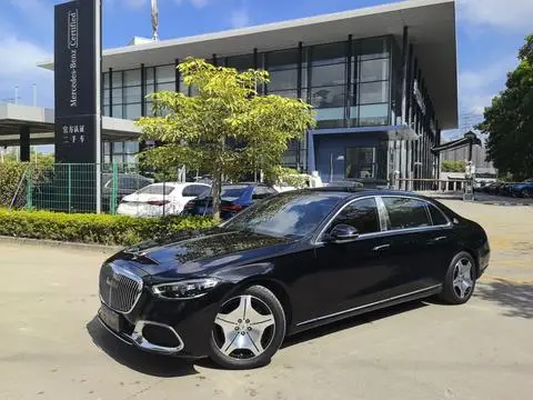 Mercedes-Benz 迈巴赫S-Class 2025