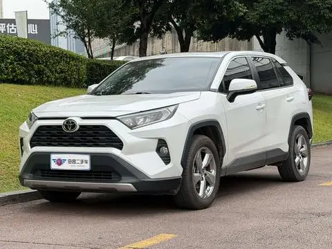 Toyota RAV4 2021