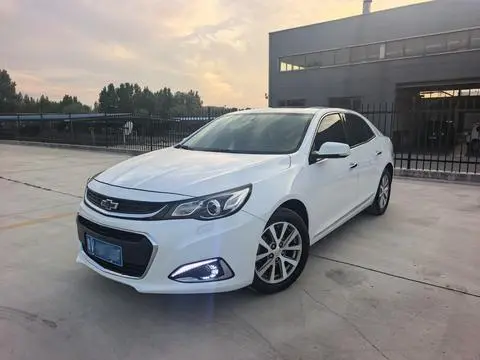 Chevrolet Malibu 2017 — фото 1