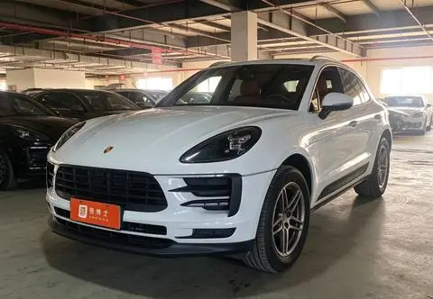Porsche Macan 2021