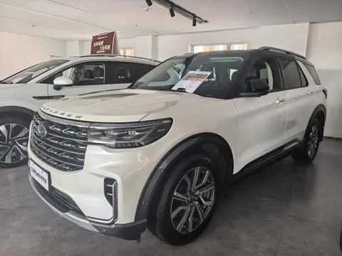 Ford 探险者 2023 — фото 1