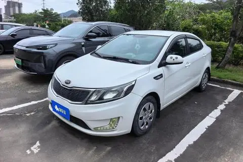 Kia K2 2011