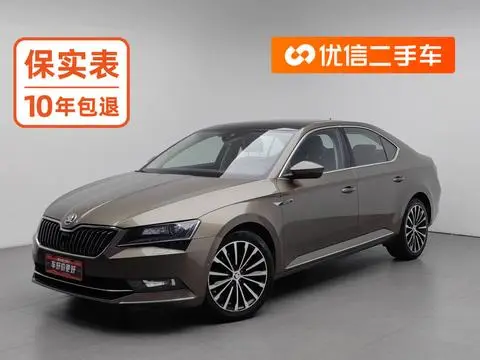 Skoda Superb 2016
