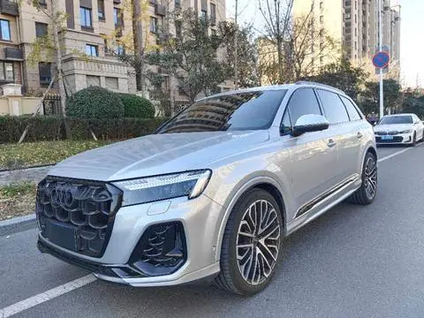 Audi SQ7 2024