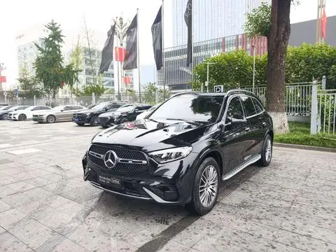 Mercedes-Benz GLC 2023