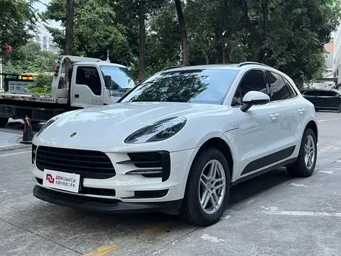 Porsche Macan 2021