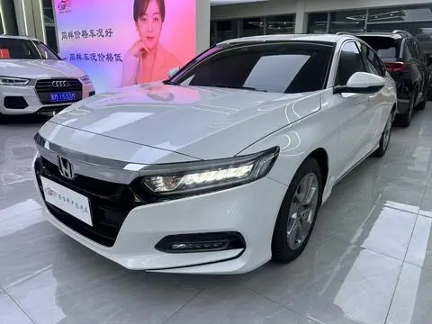 Honda Accord 2018 — фото 1