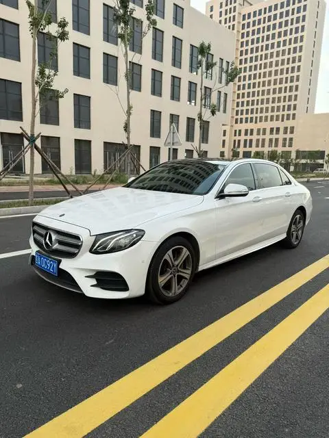 Mercedes-Benz E-Class 2018 — фото 1