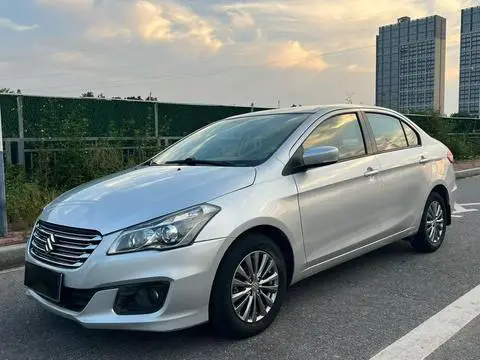 Suzuki 启悦 2015