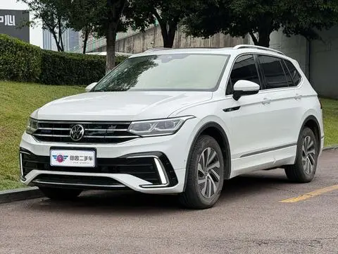 Volkswagen Tiguan L PHEV 2022