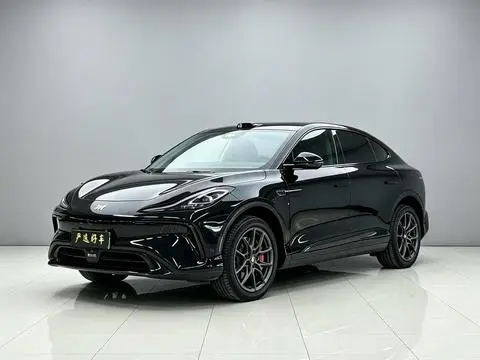 IM Motors 智己LS6 2023