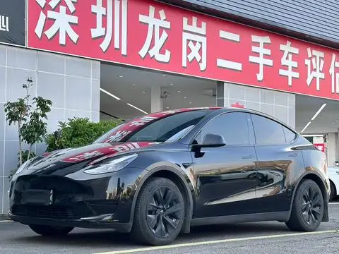 Tesla Model Y 2023 — фото 1