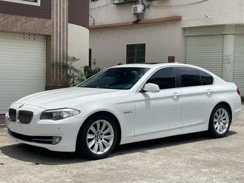 BMW 5 Series 2011