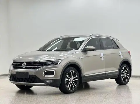 Volkswagen T-ROC 2018 — фото 1