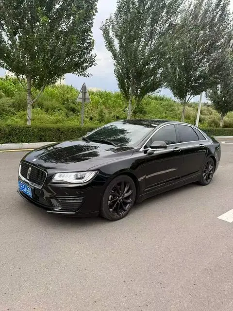 Lincoln MKZ 2020