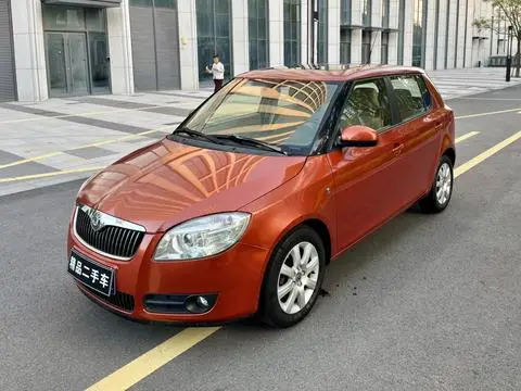 Skoda 晶锐 2011 — фото 1