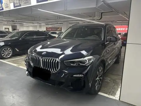 BMW X5 2021