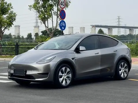 Tesla Model Y 2022 — фото 1