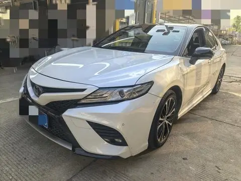 Toyota Camry 2018
