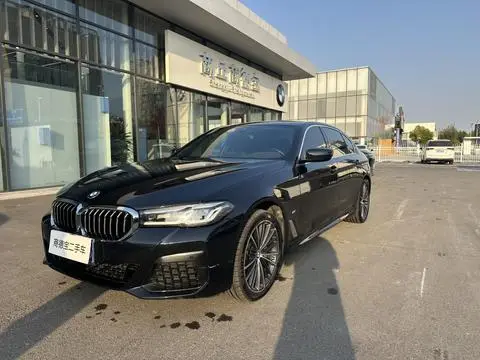 BMW 5 Series 2021 — фото 1