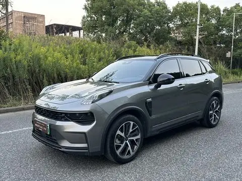 Lynk & Co 01 EM-P 2021