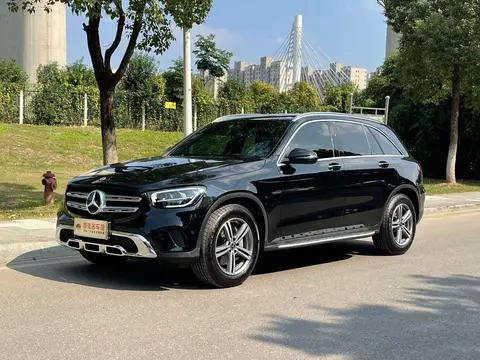Mercedes-Benz GLC 2021 — фото 1