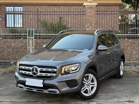 Mercedes-Benz GLB 2023
