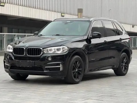 BMW X5 2018 — фото 1