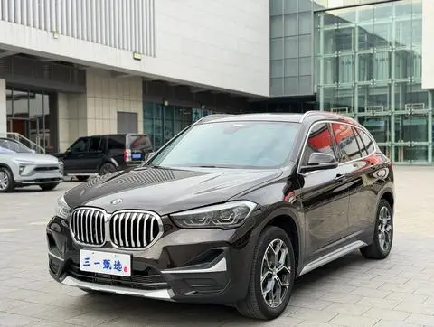BMW X1 2020 — фото 1