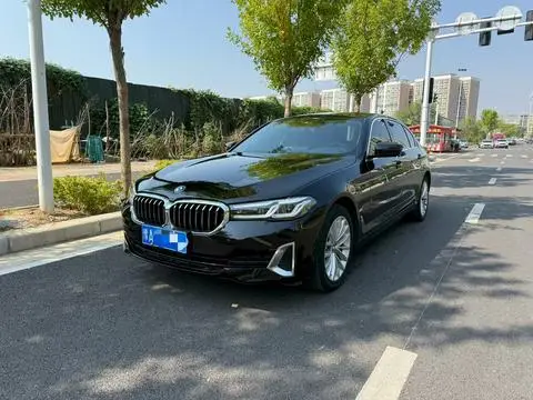 BMW 5 Series 2021 — фото 1