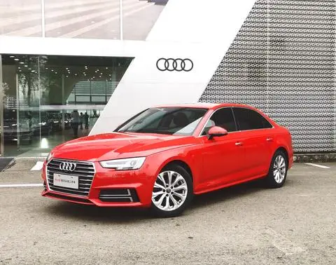 Audi A4L 2019 — фото 1