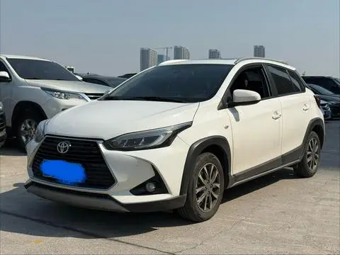 Toyota YARIS L 2021 — фото 1