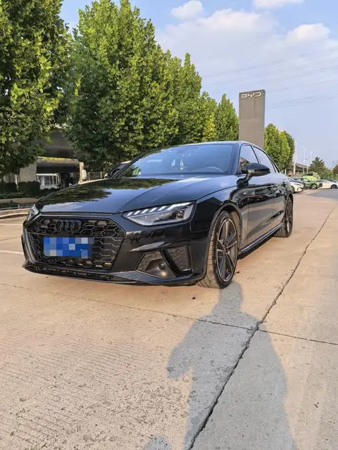 Audi A4L 2023