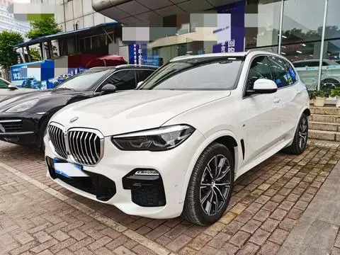 BMW X5 2019
