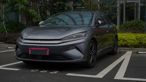 BYD 秦L EV 2025