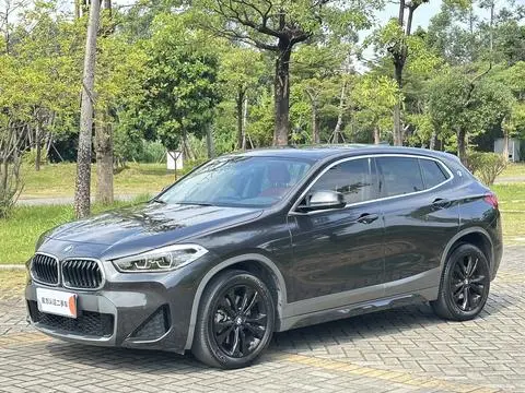 BMW X2 2021