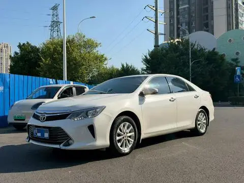 Toyota Camry 2015