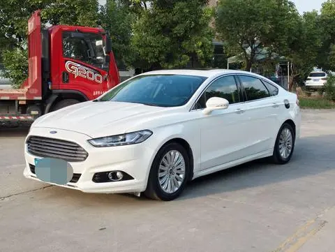 Ford 蒙迪欧 2013 — фото 1