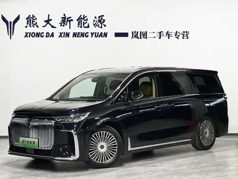 Voyah 梦想家 PHEV 2025