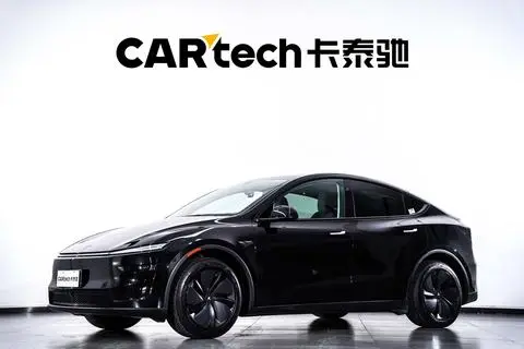 Tesla Model Y 2025