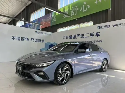 Hyundai Elantra 2023 — фото 1