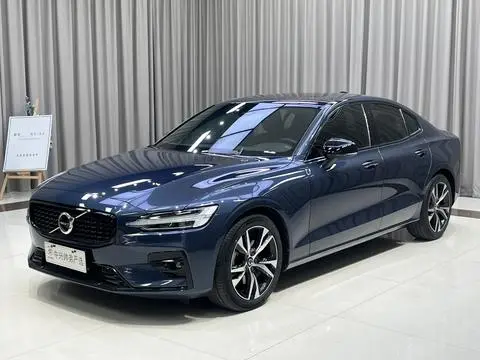 Volvo S60 2023
