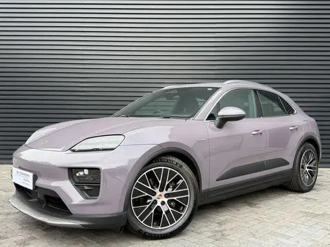 Porsche Macan EV 2025